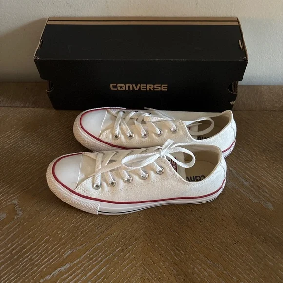NWBox Women’s Converse Chuck Taylor Optical White All Star Sneakers Sz 6 - Picture 3 of 6